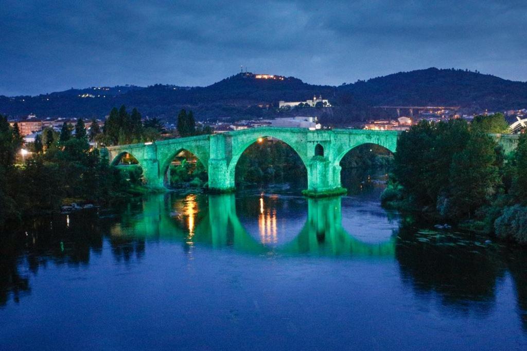 Castelodobispo - Ourense Sobrado del Obispo Luaran gambar