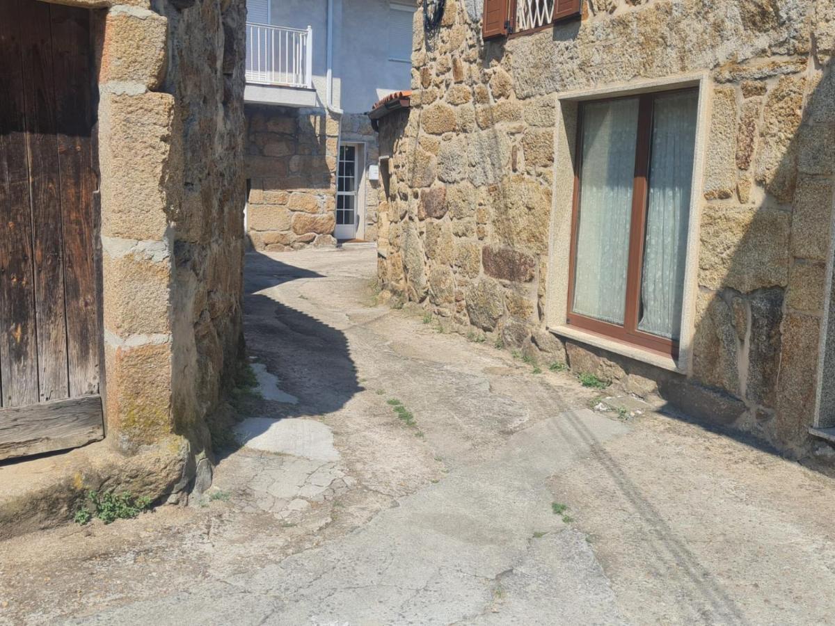 Castelodobispo - Ourense Sobrado del Obispo Luaran gambar